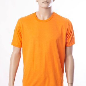 Camiseta básica laranja.